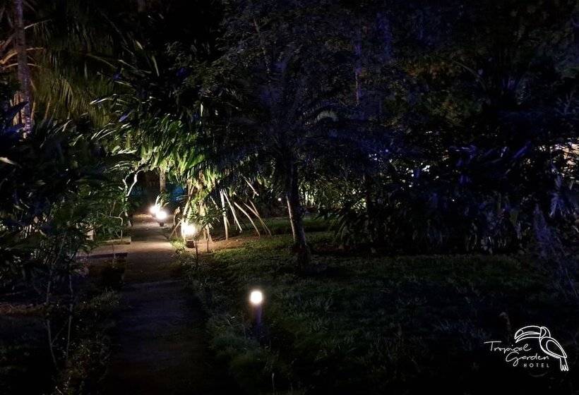 هتل Tropical Garden