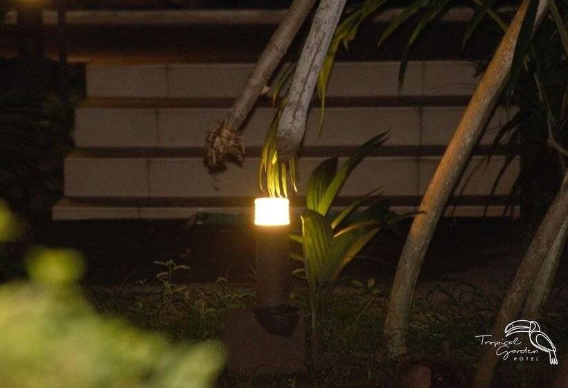 هتل Tropical Garden