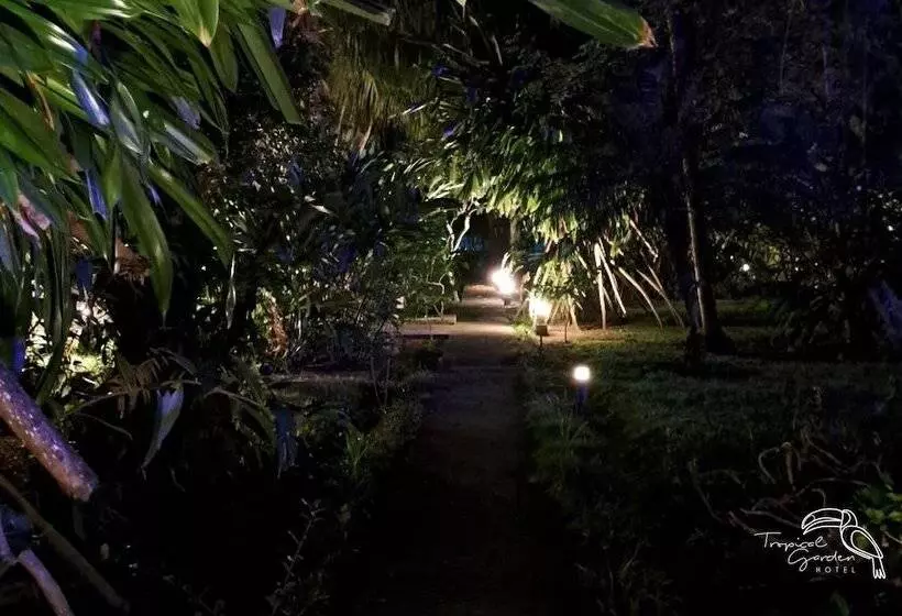 Hotelli Tropical Garden