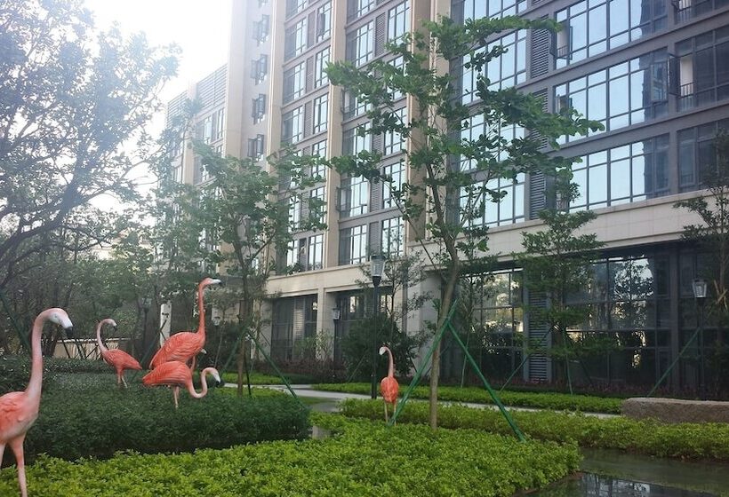 Nomo Apartment Changlong Paradise North Gate