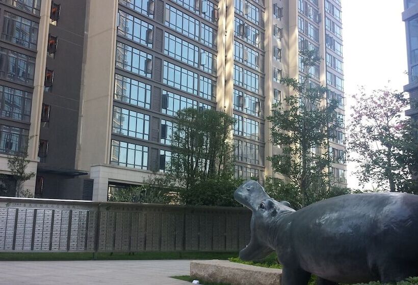 Nomo Apartment Changlong Paradise North Gate