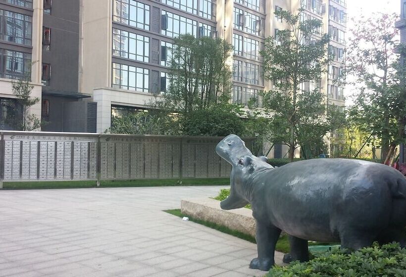 Nomo Apartment Changlong Paradise North Gate