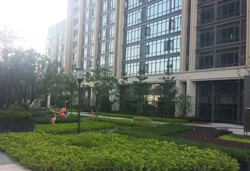 Nomo Apartment Changlong Paradise North Gate
