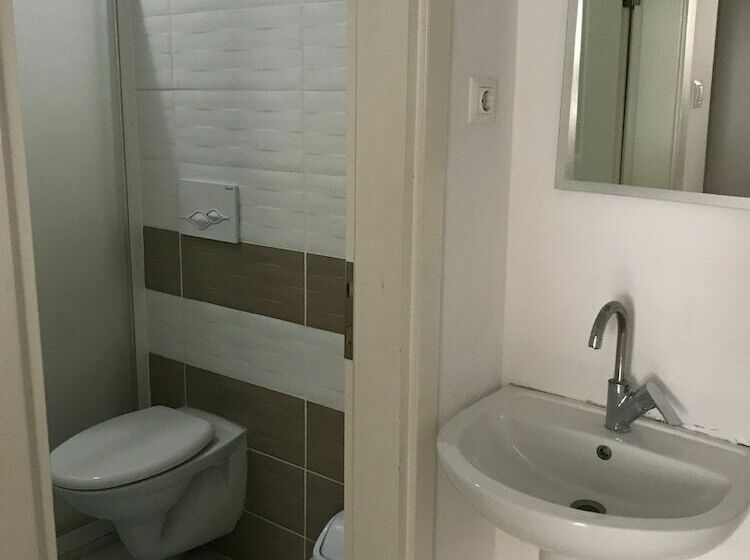 Sinop Yesil Apart Pansiyon   Hostel