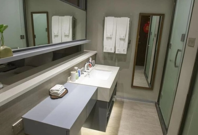 Floral Hotel Fenghuang Molan Riverview