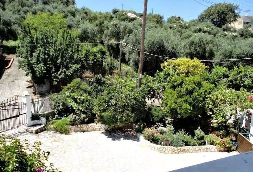 Galini Beach Studios And Penthouse