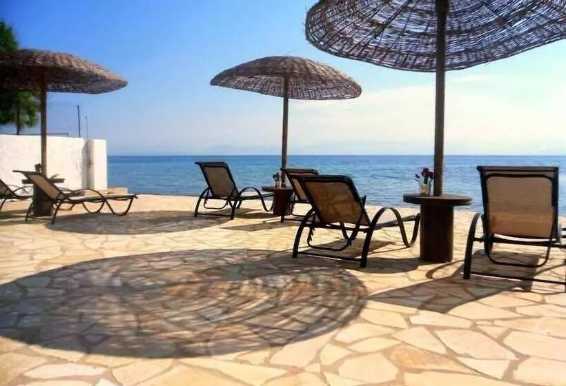 Galini Beach Studios And Penthouse