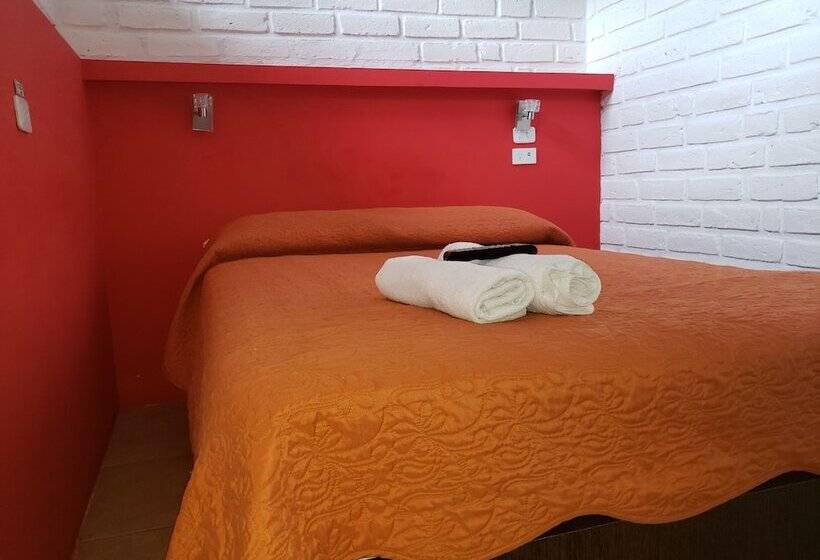 Hostal Monte Real