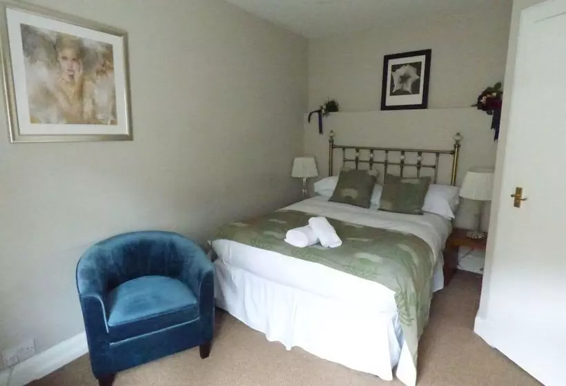 Hostelli Ravenous Beastie