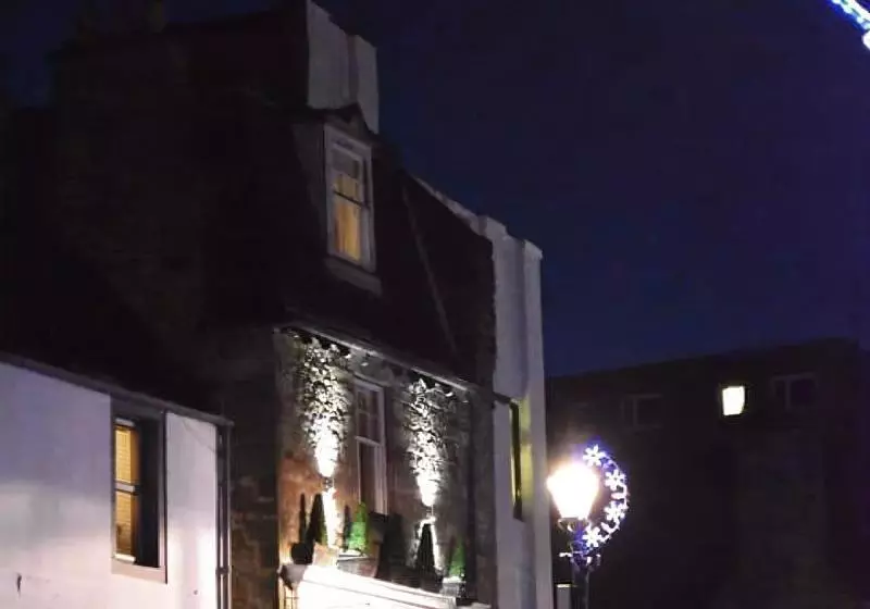 Hostelli Ravenous Beastie