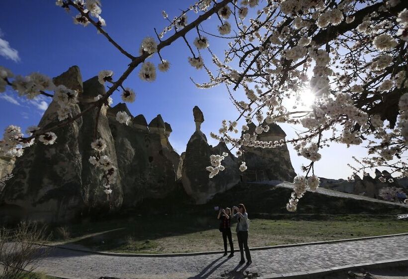 Hotel Cappa Rossa Cave