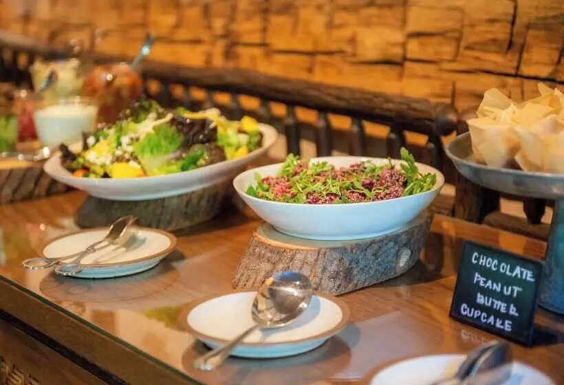 Hotelli Eleven Taylor River Lodge