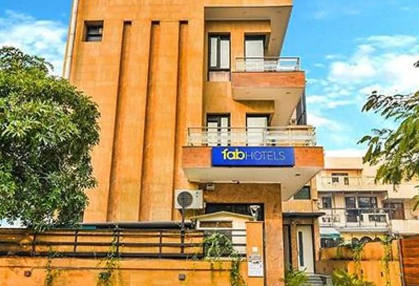 Fabhotel Rallkmas Cyber City