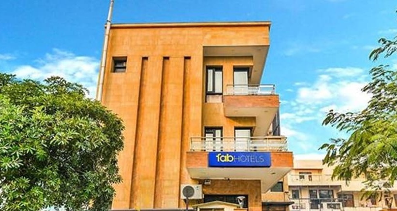 Fabhotel Rallkmas Cyber City