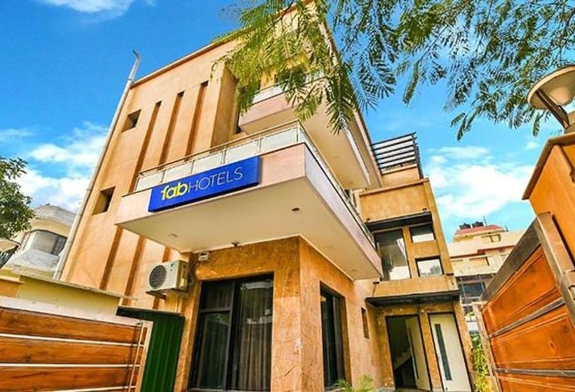 Fabhotel Rallkmas Cyber City