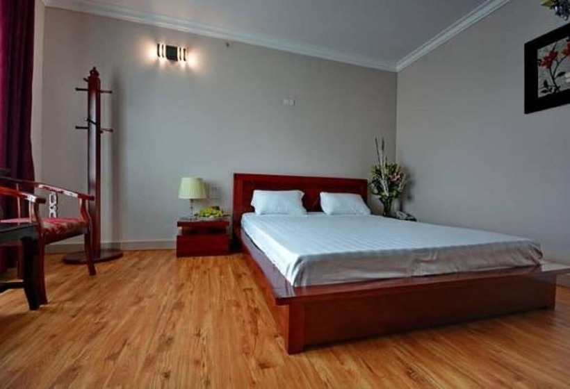 هتل Indochina Airport