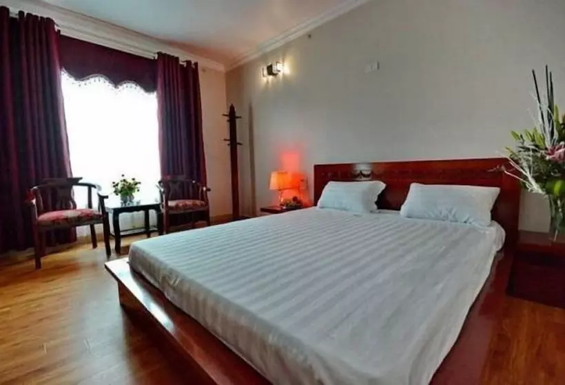 هتل Indochina Airport