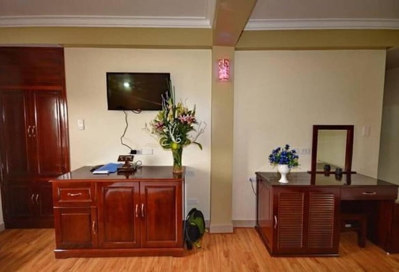 هتل Indochina Airport