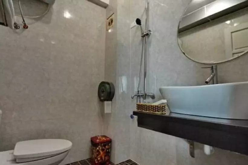 هتل Indochina Airport