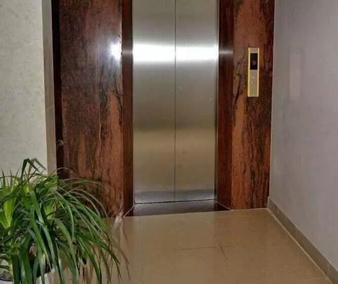 هتل Indochina Airport