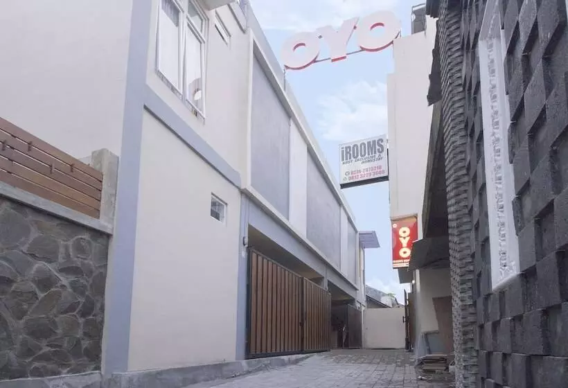 Hotelli Irooms Homestay By Oyo Rooms