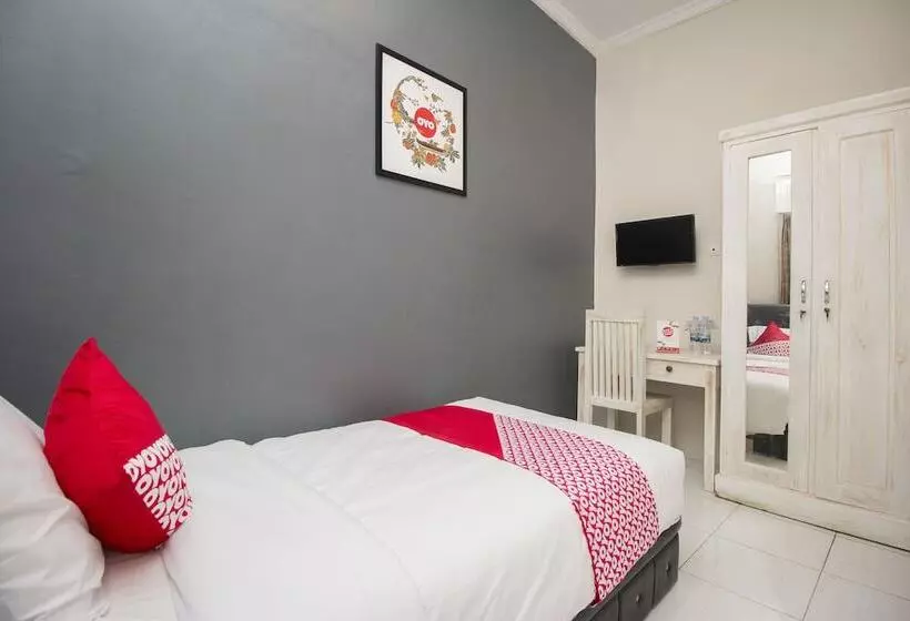 Hotelli Irooms Homestay By Oyo Rooms