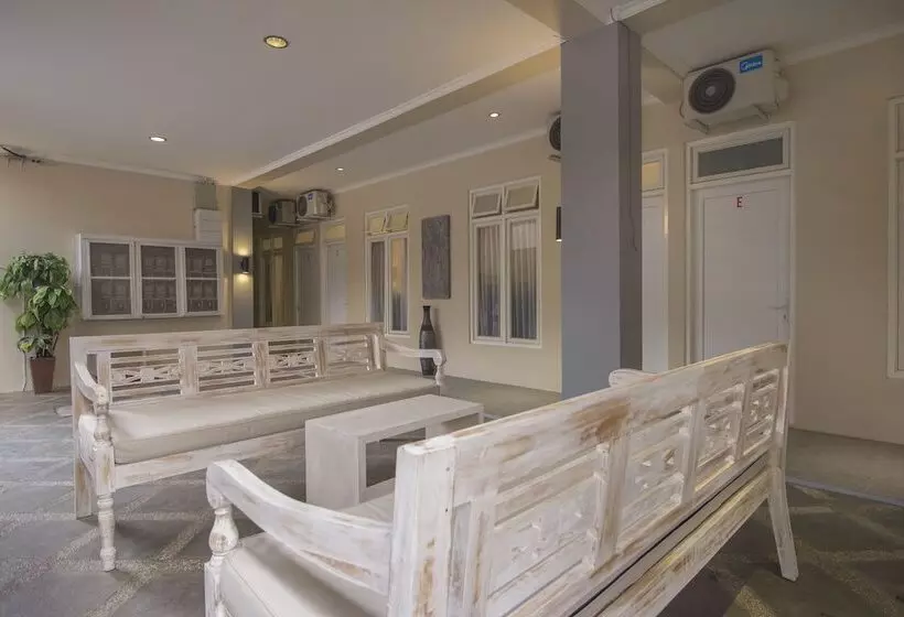 Hotelli Irooms Homestay By Oyo Rooms