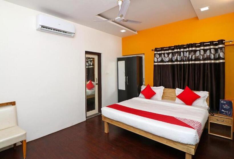 هتل Oyo 18966 Canal Inn