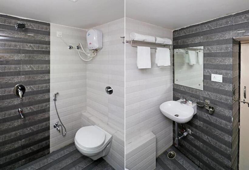 هتل Oyo 18966 Canal Inn