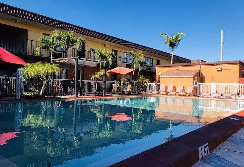 Motelli Americas Best Value Inn & Suites North Port