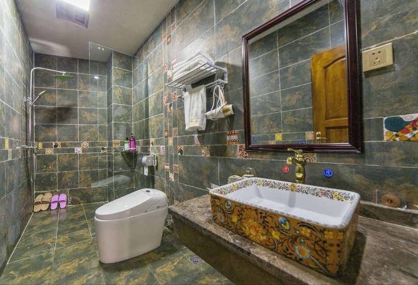 膳宿费 Floral Hotel Tengchong Heshun Hemuju