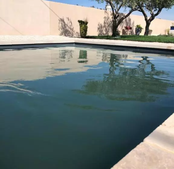 Majatalo La Conciergerie