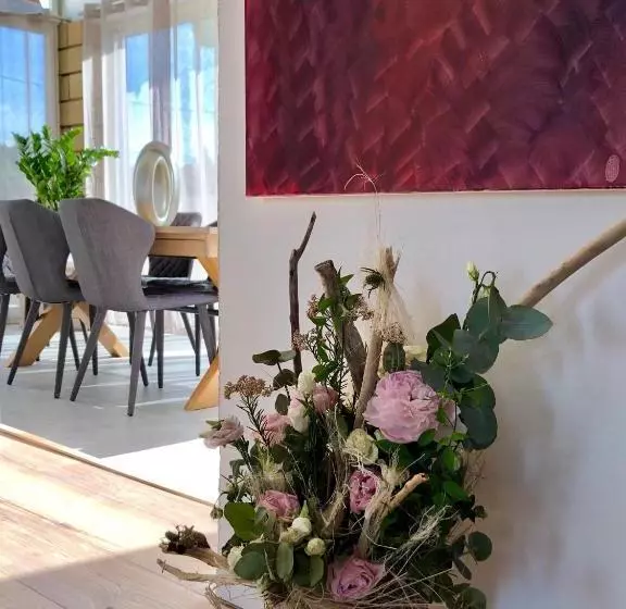 Majatalo La Conciergerie