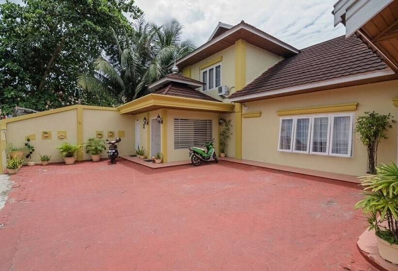 פנסיון Reddoorz Syariah Near Taman Bekapai 2