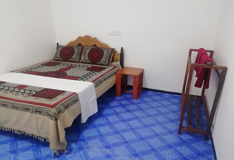 ペンション Sea Shells Inn Arugambay