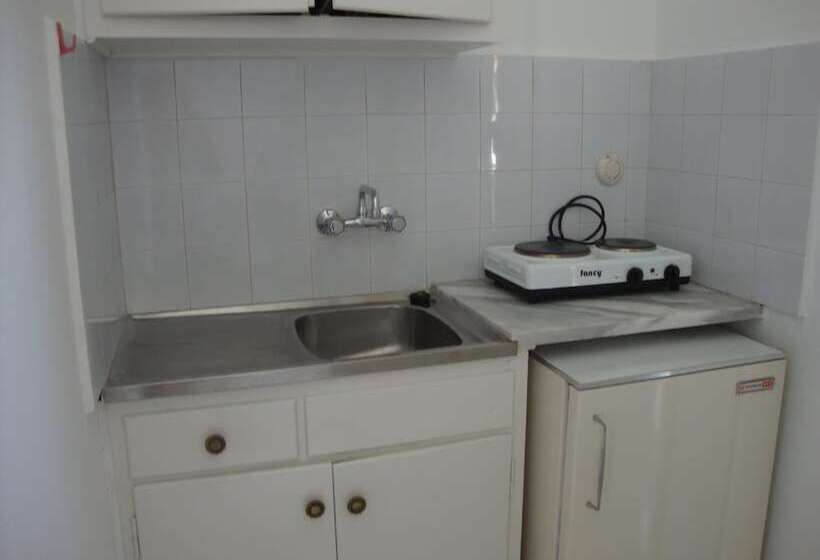 Anya Studios By Estia