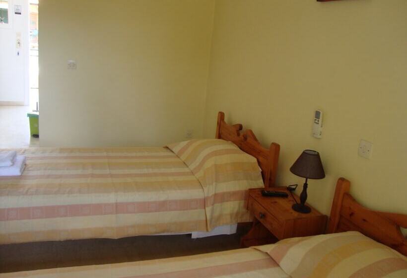 Anya Studios By Estia