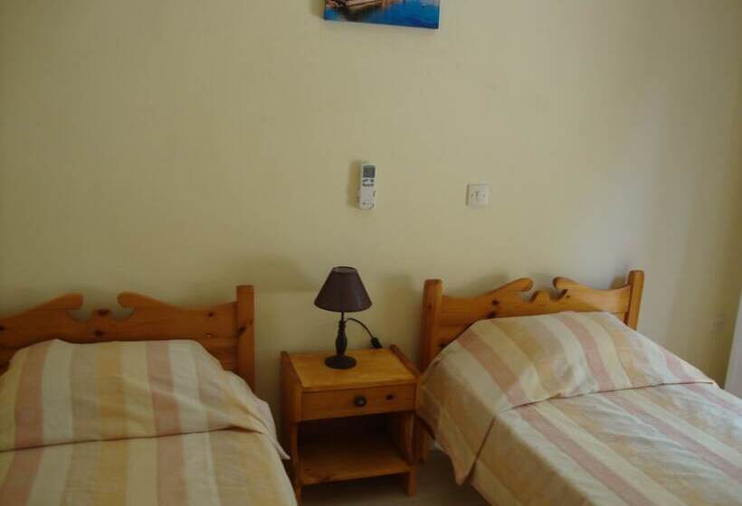 Anya Studios By Estia