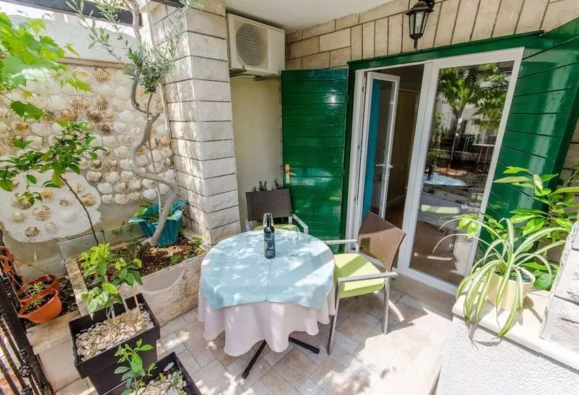 Apartments And Room Napoli