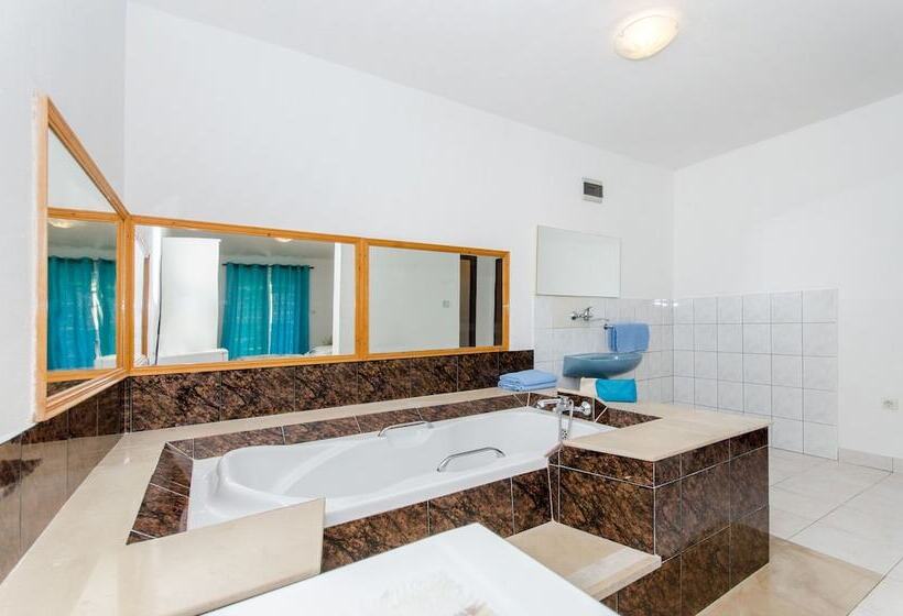 Apartments And Room Napoli