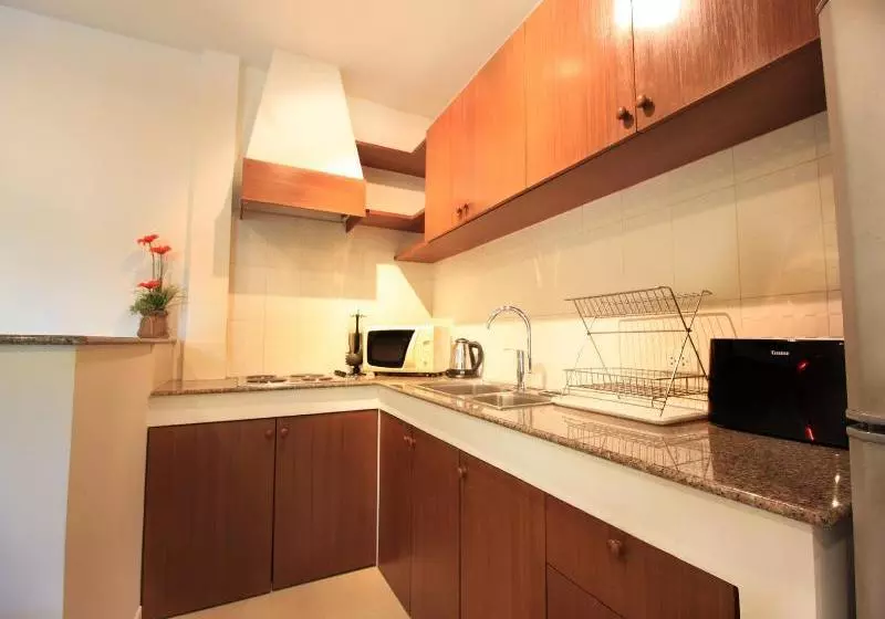 Coconut Grove Boutique