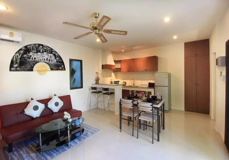 Coconut Grove Boutique