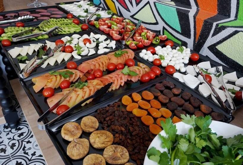 Отель İsinda Pansiyon