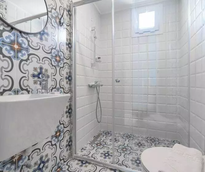 Hotelli İsinda Pansiyon