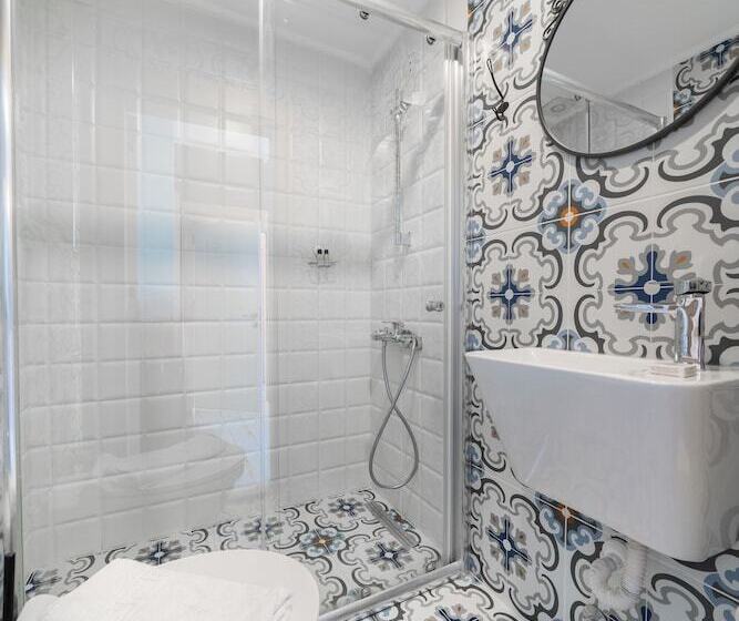 Отель İsinda Pansiyon