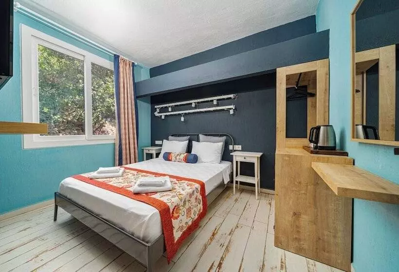 Hotelli İsinda Pansiyon