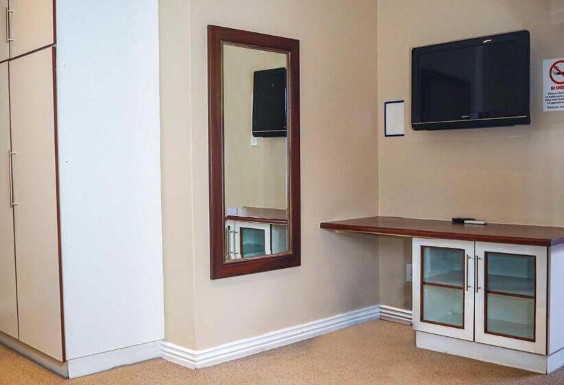 ホテル Komani Resorts