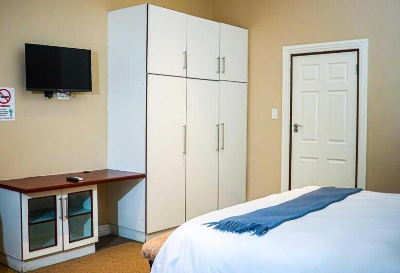 ホテル Komani Resorts