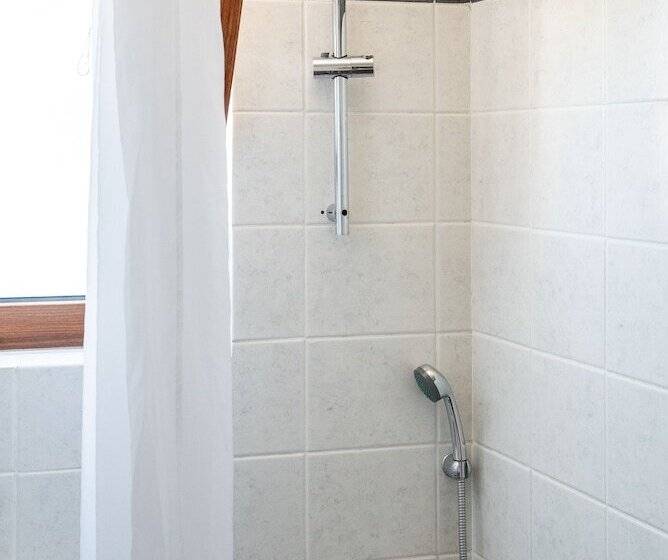 בית מלון כפרי Serenity Hideaway