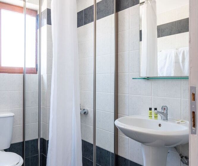 בית מלון כפרי Serenity Hideaway